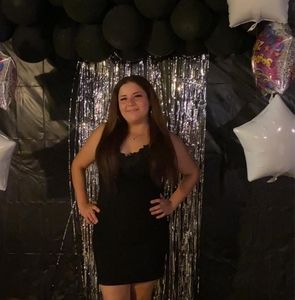 Meet your Posher, Isabel